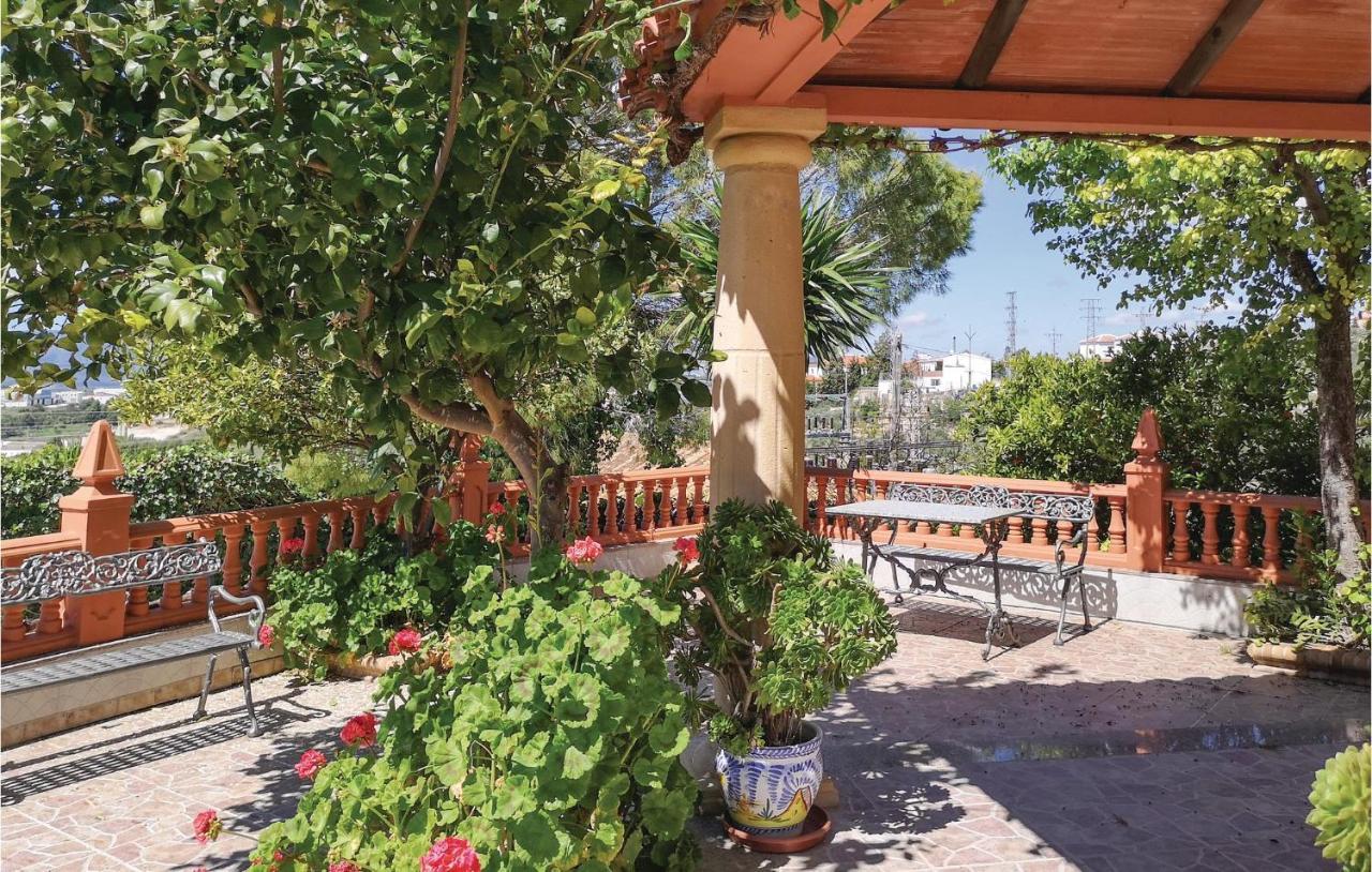 Pet Friendly Home In Olvera With Kitchen Exterior foto