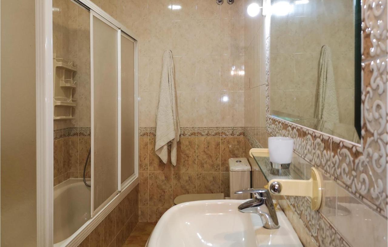 Pet Friendly Home In Olvera With Kitchen Exterior foto